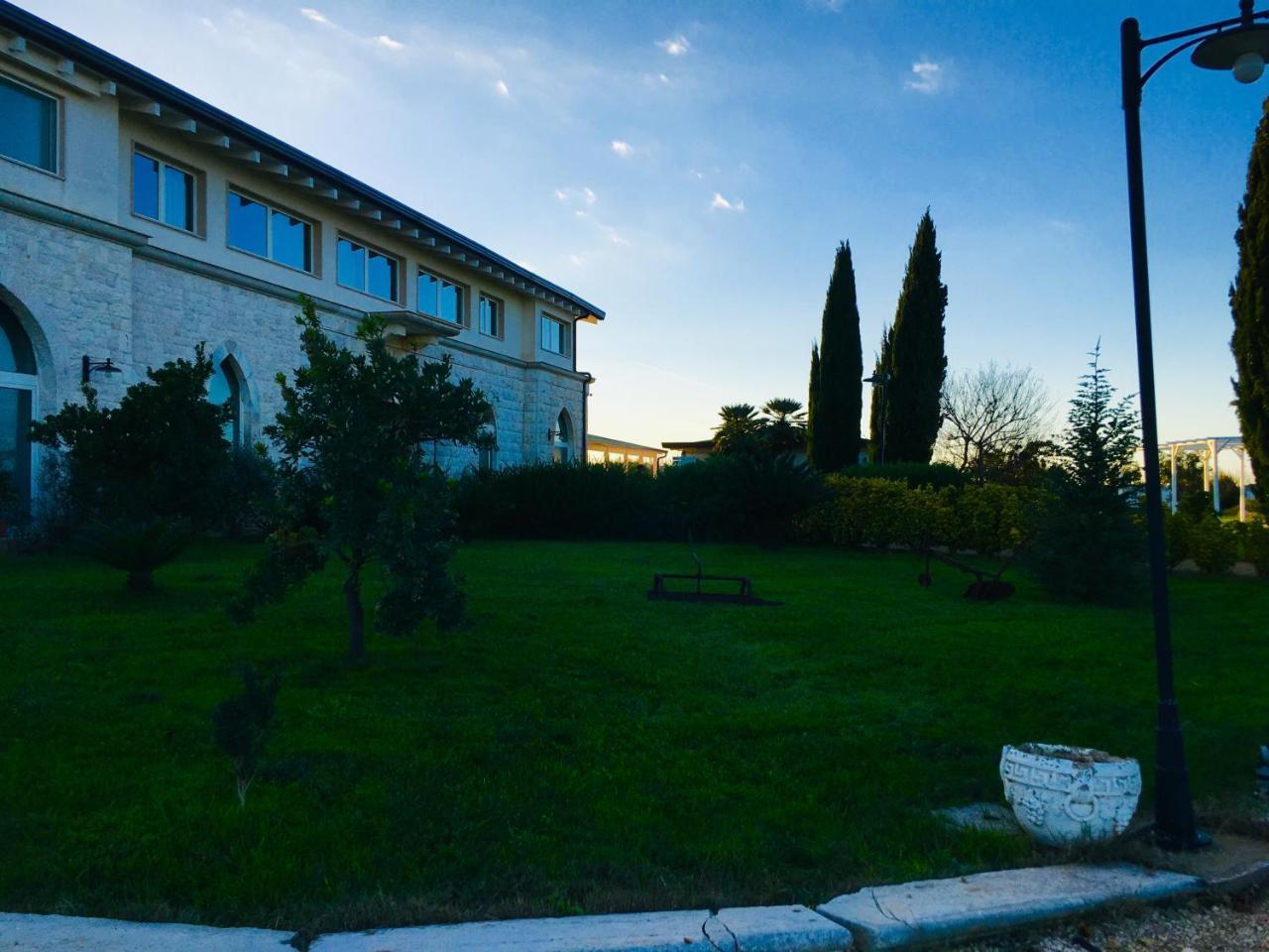 مبيت وإفطار أكوافيفا ديلي فونتي Zyra Garden Club المظهر الخارجي الصورة